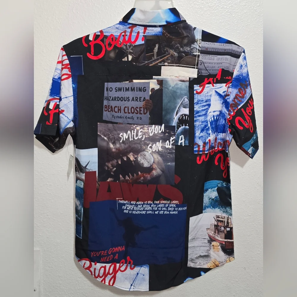 RSVLTS Universal Studios Mens JAWS Shark Graphic Button Down Shirt Sz Small NEW - Picture 2 of 6